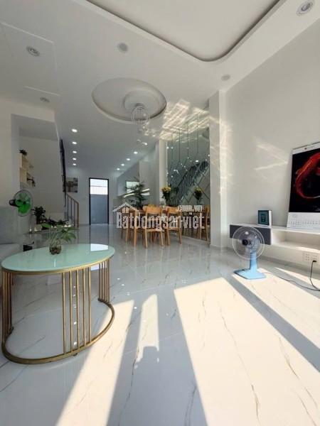 Nhà đẹp quận 12 - Kết cấu : 60m2- Tầng 3- PN 3- 4WC (Nhỉnh 5tỷ)