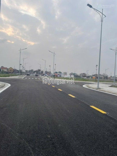 ĐẤT THÔN NGỌC LÂM (QUỲNH NGỌC) GẦN CHỢ, TRUNG TÂM XÃ GIÁ 1 TỶ 5XX