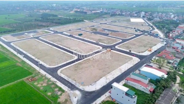 ĐẤT THÔN NGỌC LÂM (QUỲNH NGỌC) GẦN CHỢ, TRUNG TÂM XÃ GIÁ 1 TỶ 5XX