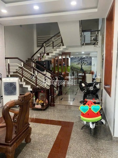 CHÍNH CHỦ BÁN NHÀ 5 TẦNG BTCT XÂY Ở GẦN ĐÂY, XE HƠI TRONG NHÀ - CN 96M2