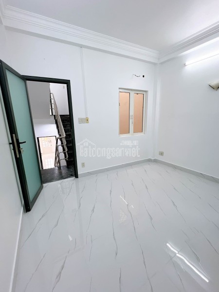 Nhà 4 tầng, 69m2, HXH 5m, giá 5.5 tỷ - Gần Quốc lộ 1 A, KCN Tân Tạo, Aeon Mall Bình Tân