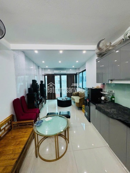 🔥 Anh trai em mua để ở nên  sửa lại rất tâm huyết 

- nhưng nay mua được nhà mặt đất nên muốn