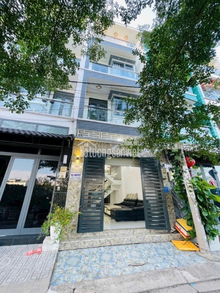 NHÀ HẺM XE HƠI HUỲNH TẤN PHÁT, 4X19M, 3 TẦNG, 7.2 TỶ, CẠNH PHÚ MỸ HƯNG