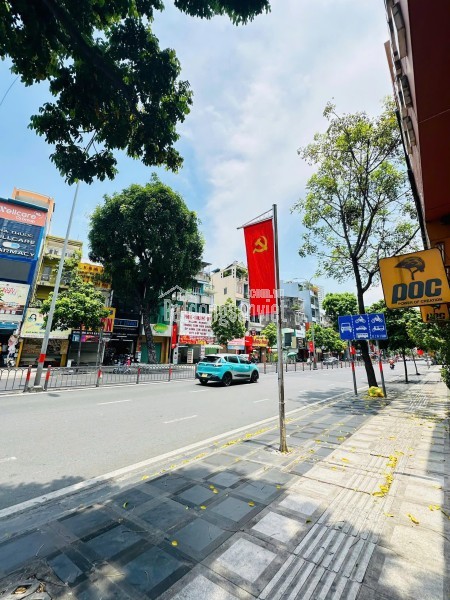 Cấn Bán Gấp Nhà 2 MT  Đường 3/2, P. Diên Hồng ( P. 14, Quận 10 Cũ)