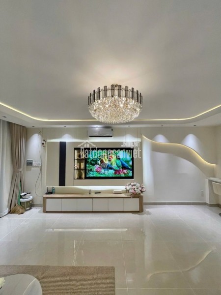 BÁN NHÀ LÔ GÓC 2 MẶT HẺM – LẠC LONG QUÂN