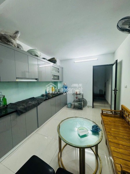 Nguyễn Văn Cừ , nhà đẹp ở ngay , full nội thất ,ngay sát cầu Chương Dương , 2 phút sang Phố Cổ ,