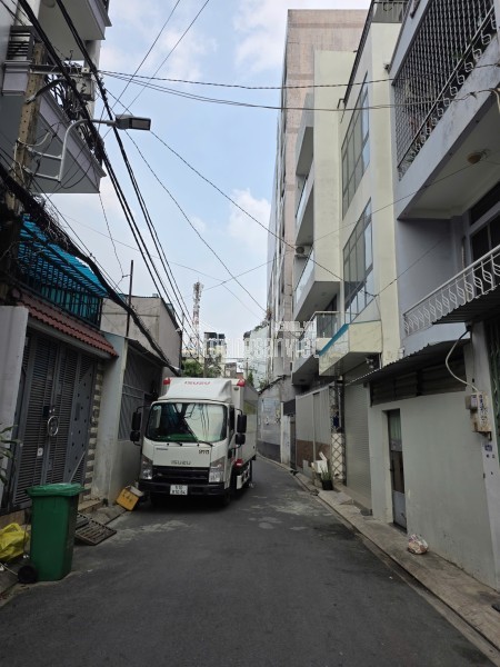 (Tin thật 100%) Nhà đẹp 117m2 Thoại Ngọc Hầu - Hẻm 6m - Cách phố 35m - Rẻ hơn TT 20%- HHMG