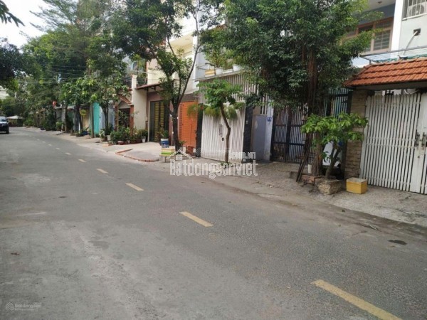 Bán mặt tiền đường HXT 10m 409/ Nguyễn Oanh P17 Gò Vấp. DT 4x17m (CN 65 m2) 1tr1L giá 9,1 tỷ