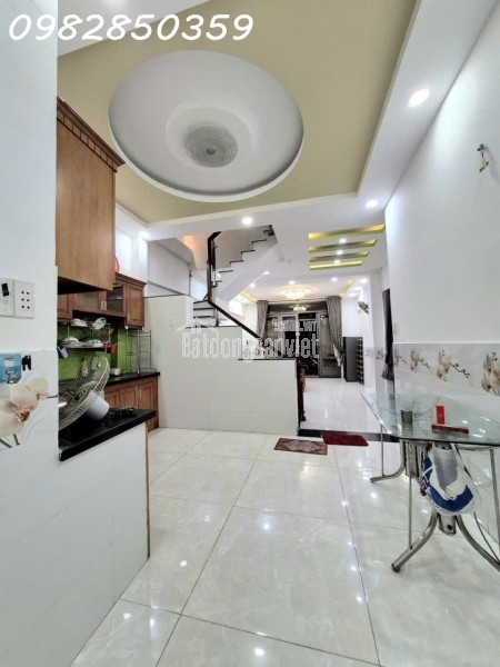 r5 T.Ỷ 5 - HẺM XE HƠI - 79M² - NGANG 5M, NỞ 6.8M