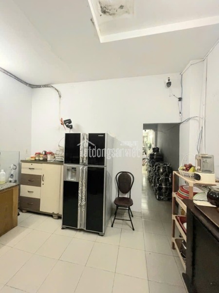 MẶT TIỀN TRUNG TÂM QUẬN 3 – KINH DOANH SẦM UẤT – NHÀ BA TẦNG – NHỈNH 40 TỶ