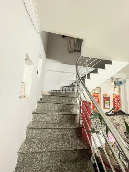 MẶT TIỀN TRUNG TÂM QUẬN 3 – KINH DOANH SẦM UẤT – NHÀ BA TẦNG – NHỈNH 40 TỶ