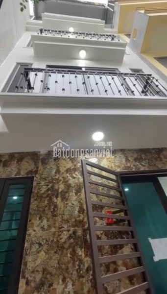 Bán nhà Vĩnh Trung, 43m² x 5 tầng, ô tô vào nhà, giá 5 tỷ