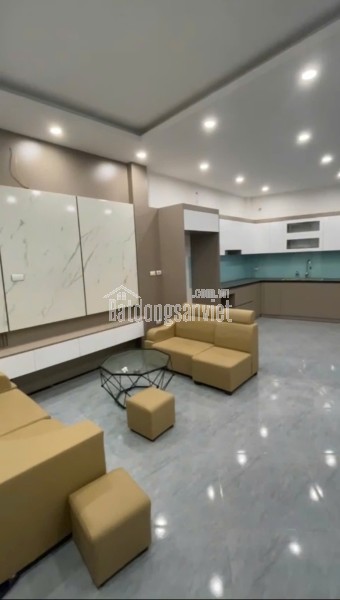 Bán nhà Vĩnh Trung, 43m² x 5 tầng, ô tô vào nhà, giá 5 tỷ