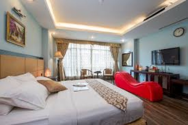 Nhà mặt tiền Bùi Thị Xuân Quận 1 – 10 tầng, thuê 7.000 USD/tháng