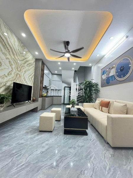 (Khương Trung) Nhà đẹp 32m², 5 tầng, MT 4.5m, gần ô tô. Giá: 8.9 tỷ