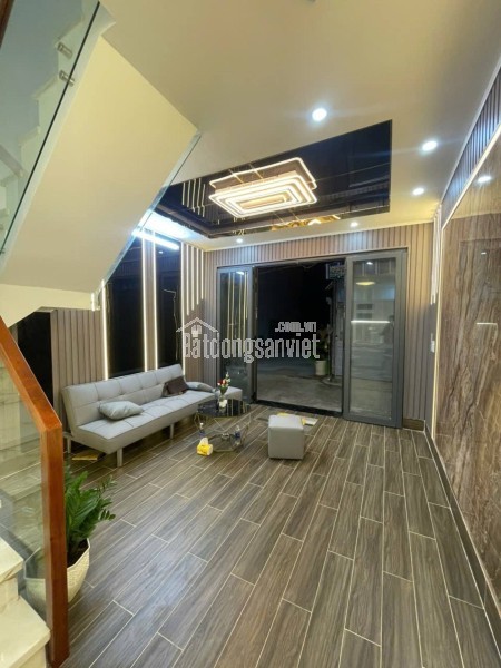 B.Á.N N.H.À 2 mặt thoáng hẻm 7.5.1 Trần Xuân Soạn, P. Tân Hưng, Quận 7