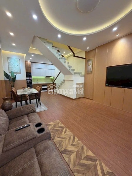 Chỉ 5 Tỷ Nhỉnh - Bình Tân - Hẻm 1 Sẹc - Đường 5M - Nhà Đẹp - Tặng Full Nội Thất - Giáp Quận 6 -