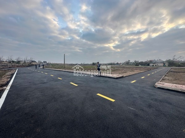 BÁN GẤP LÔ ĐẤT, 102m, mặt tiền 6m, nhỉnh 1 tỷ, đặc khu kinh tế Ninh Cơ, Ninh Bình