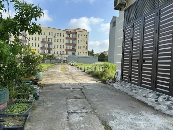 CC GỬI B.ÁN 93M ĐẤT TRUNG TÂM PHÚC THỌ _ HÀ NỘI.