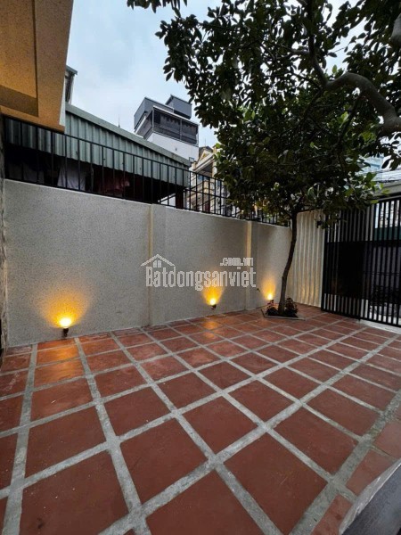 Bán nhà 5 tầng Phố Trường Lâm, Long Biên, ngõ thông ô tô tránh