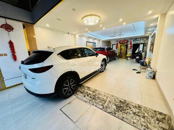 Bán nhà 5 tầng Phố Trường Lâm, Long Biên, ngõ thông ô tô tránh