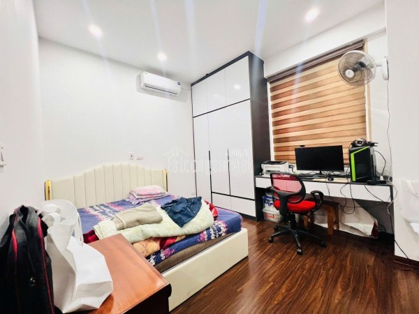 NHÀ CỰC HIẾM PHƯỜNG KHƯƠNG TRUNG, QUẬN THANH XUÂN, HÀ NỘI – Ô TÔ VÀO NHÀ