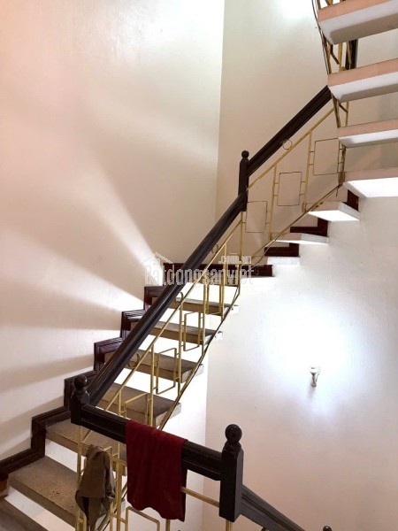 BÁN NHÀ HÀNG SIÊU ĐẸP 10M RA MẶT PHỐ - OTO ĐỖ CỬA - NHÀ DÂN XÂY KIÊN CỐ - NGÕ THÔNG TỨ TUNG - SỔ