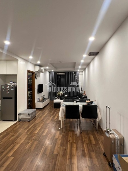 Cho thuê căn hộ 2n toà S Goldmark City full đồ, sẵn slot oto, vào ở luôn, giá 13tr