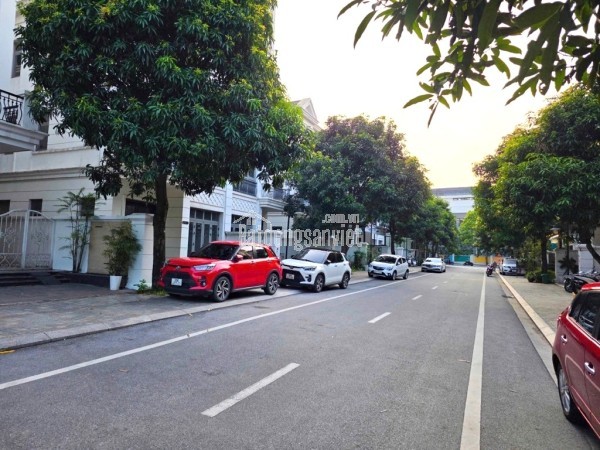 MẢNH ĐẤT ĐẸP XÂY TỔ ẤM TẠI VIỆT HƯNG – 61M2- 1x Tỷ--Ô TÔ TRÁNH ĐỖ - VỈA HÈ [0372311369]