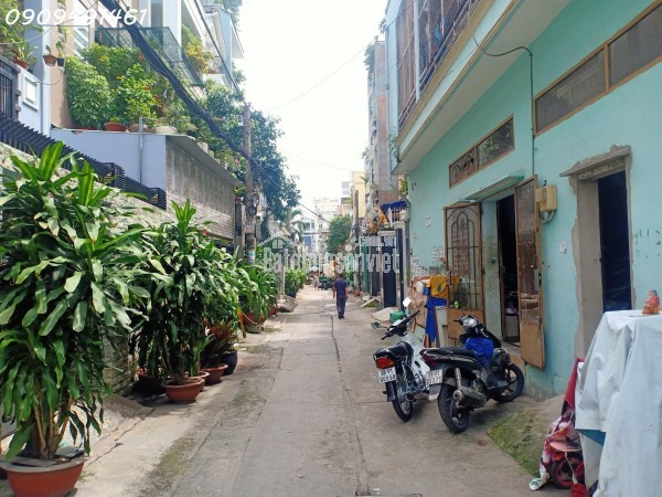 BÁN NHÀ 4 X 12 (48m) - XE HƠI - 4.5 TỶ  - 4 TẦNG - ĐỘC LẬP (TÂN PHÚ)