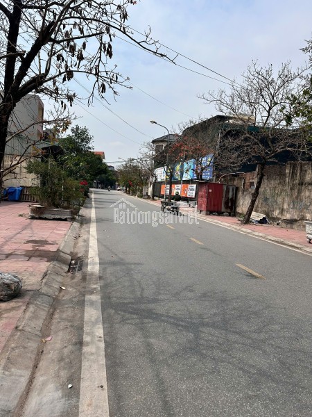 bán đất tặng nhà 2 tầng mặt lý bôn. gần 160m2, gần vincom