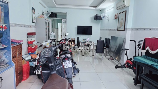 Cần bán gấp nhà MTKD Bàu Cát, 133m², vị trí đẹp chỉ 15 tỷ