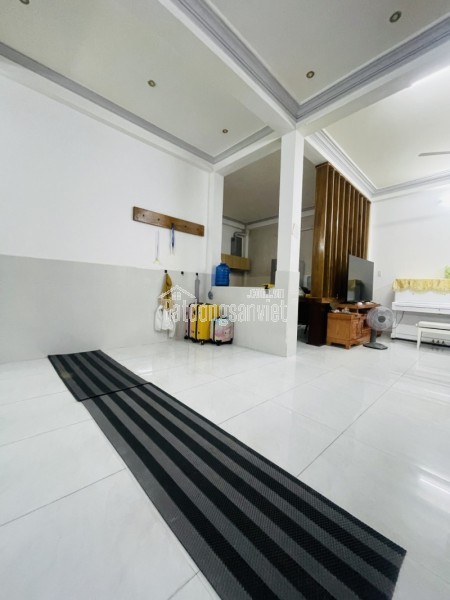 Bán Biệt Thự Hồ Bơi Đặng Văn Bi Trường Thọ Thủ Đức - $439\\text m^2$ Ngang $8\\textm$ - Giá 33 Tỷ