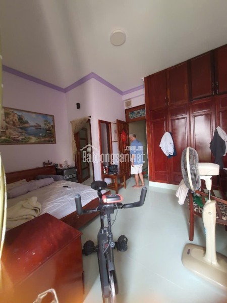 Bán Biệt Thự đường số 13, Phường An Khánh,  Q2, Thủ Đức, TP HCM. DT  210m2, 3 tầng,  4PN, Sổ Hồng,