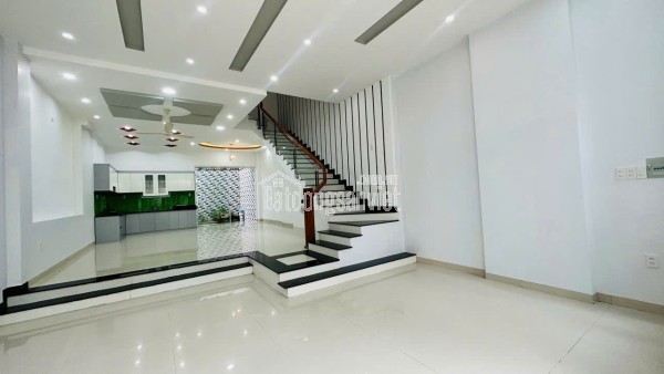 NHÀ MẶT TIỀN 6M-100M2- GẦN SIÊU THỊ GO-KHAI THÁC KINH DOANH LUÔN