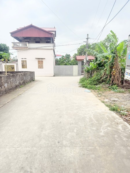 Lô Đất 413 m2- Mt 16m. Full thổ cư tại Yên Dũng, Bắc Giang. Giá 5,2 tỷ