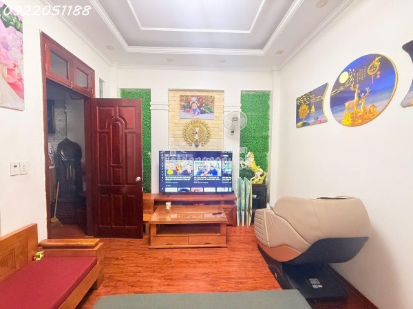 Nhà đẹp Quan Nhân (TX), 62m2, 4 tầng (thang máy), MT 4.7m, gara Ô tô. Giá: 14.x tỷ