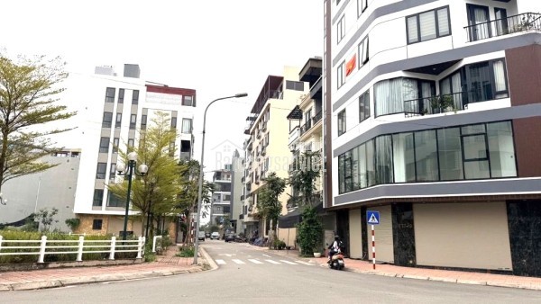 SIÊU PHẨM TĐC VIỆT HƯNG - 6 TẦNG THANG MÁY - VIEW THOÁNG VĨNH VIỄN [0372311369]