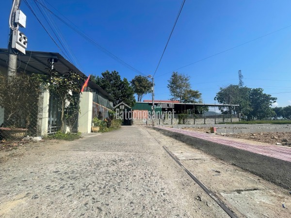 Đất Tặng Nhà Gác Lửng – Đường 7m Ô Tô – Gần Biển – 94m² – 4.6 Tỷ