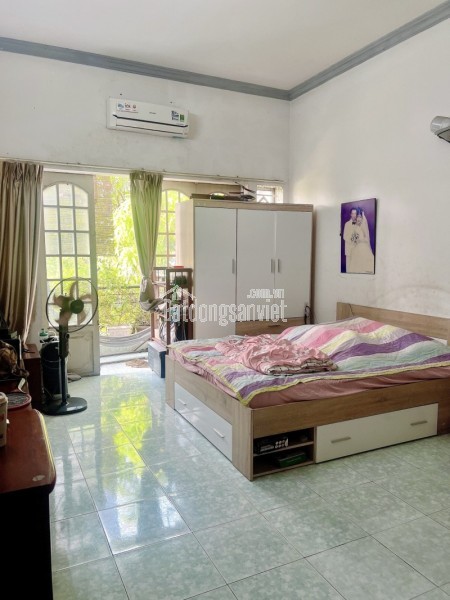 Bán nhà đường số 9, Phường Linh Trung, Thủ Đức, TP HCM. DT 105m2, 4 tầng, 8PN. Giá 9.5 tỷ, SHR