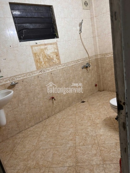 CHÍNH CHỦ CHO THUÊ NHÀ 5 TẦNG TẠI NGÕ 82 KIM MÃ, BA ĐÌNH, HÀ NỘI