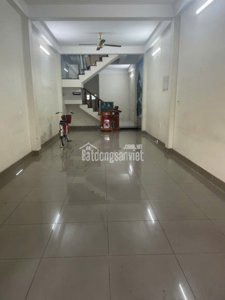 Cho thuê mặt bằng tầng trệt mặt tiền Ngô Thì Nhậm – trung tâm Dĩ An