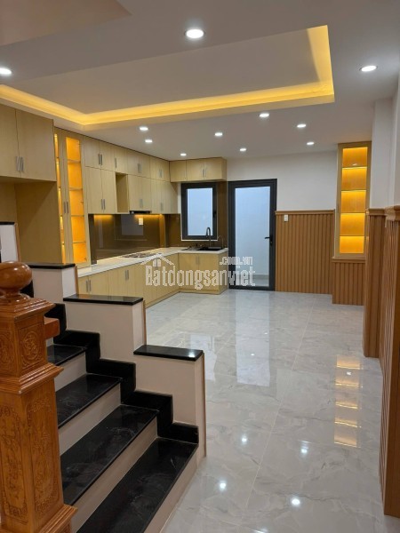 KHÔNG GIAN SỐNG ĐẲNG CẤP – NHÀ MỚI TINH – CHỈ VIỆC XÁCH VALI VÀO Ở