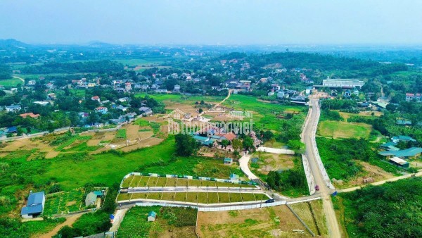 BÁN ĐẤT YÊN BÀI – BA VÌ  GẦN VÀNH ĐAI 5 – CẠNH KHU VILAA, DT 270 m2, Giá 2,5 tỷ