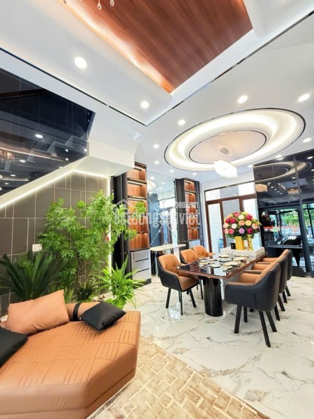 CHỦ NGỘP HẠ GIÁ 1 TỶ BÁN GẤP NHÀ QUẬN 7 - ĐƯỜNG D5B PHƯỜNG PHÚ MỸ CŨ