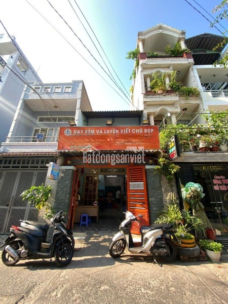 NHÀ HẺM TO NHƯ MẶT TIỀN ĐƯỜNG GÒ XOÀI,NGANG 4M DÀI 14M,HƠN 5 TỶ TL