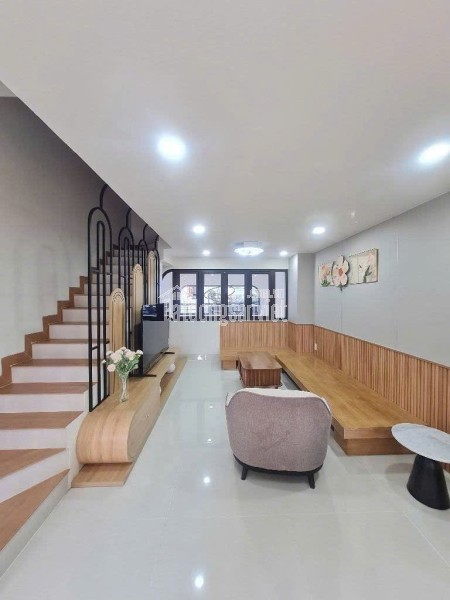 KẾ BÊN AEON TÂN PHÚ - 4,2x15 - 5 TẦNG - ĐƯỜNG XE HƠI - CHỈ NHỈNH 11,T