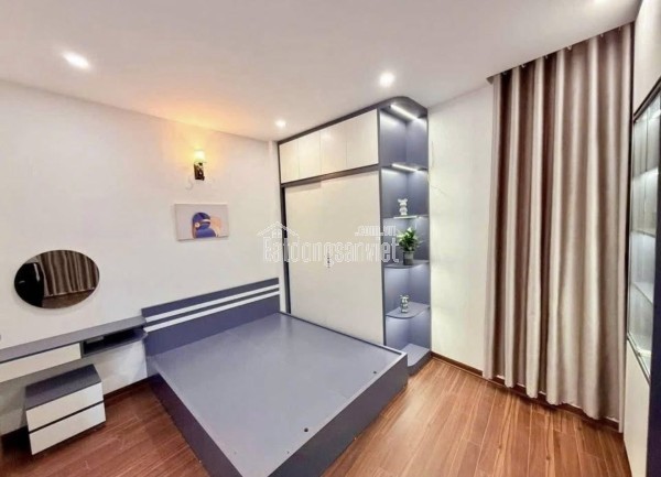 Siêu Hiếm -Cần bán căn nhà 5 tầng thang máy khu phân lô Quân đội, Thanh Xuân