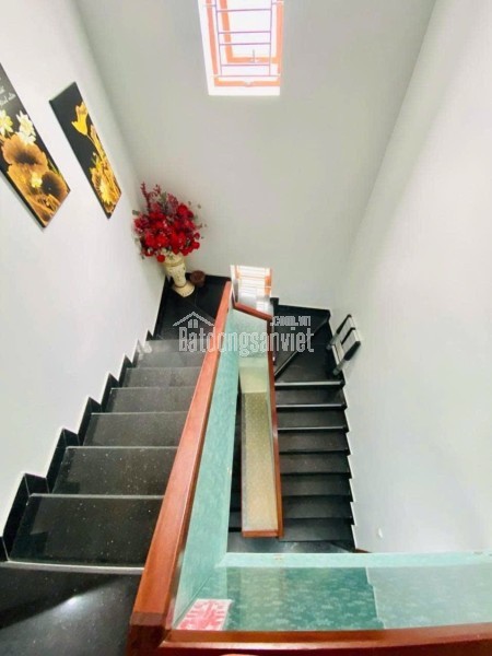 bán nhà mặt đường lê đại hành - hiếm có nhà đẹp vừa ở và kinh doanh