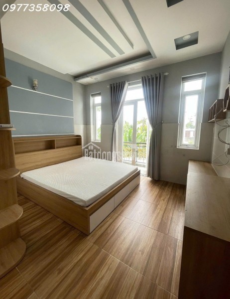 Xe tải đỗ cửa gần Cao đẳng Điện lực Thạnh Lộc Quận 12


Nhà 3 tầng đúc kiên cố 4 x 17 đủ 67m2
4